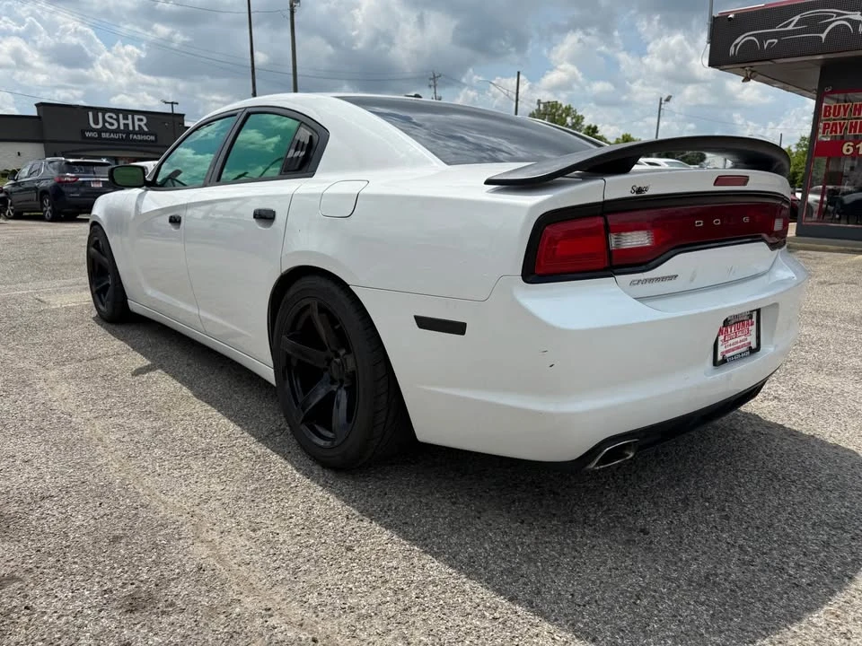 2011 Dodge Charger 7th Gen - Image 6 of 11