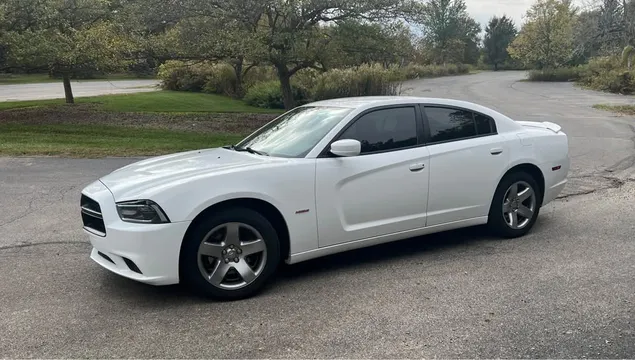 2011 Dodge Charger R/T Sedan 4D