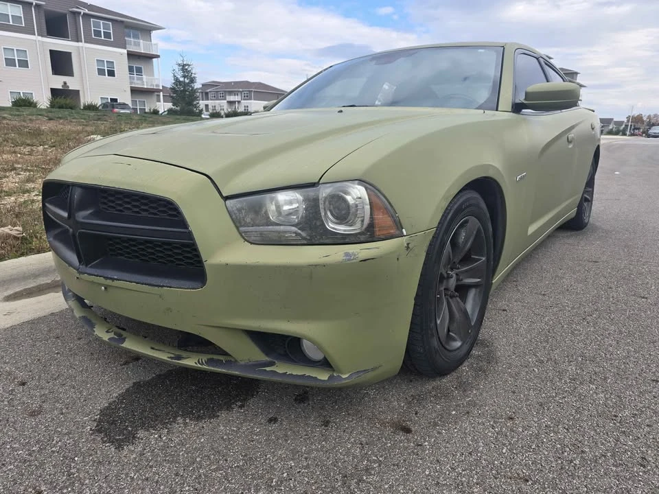 2011 Dodge Charger 7th Gen - Image 4 of 18