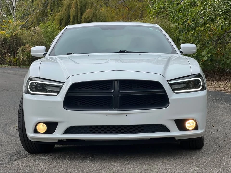 2011 Dodge Charger 7th Gen - Image 4 of 15