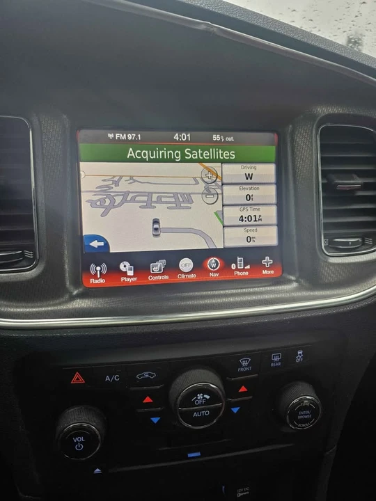2011 Dodge Charger 7th Gen - Image 17 of 18