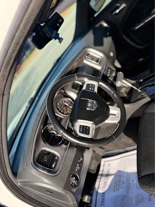 2011 Dodge Charger 7th Gen - Image 13 of 20