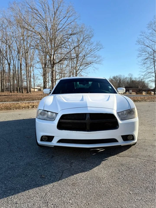 2011 Dodge Charger 7th Gen - Image 2 of 20