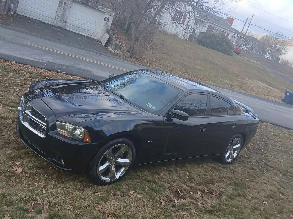 2011 Dodge Charger 7th Gen - Image 3 of 12