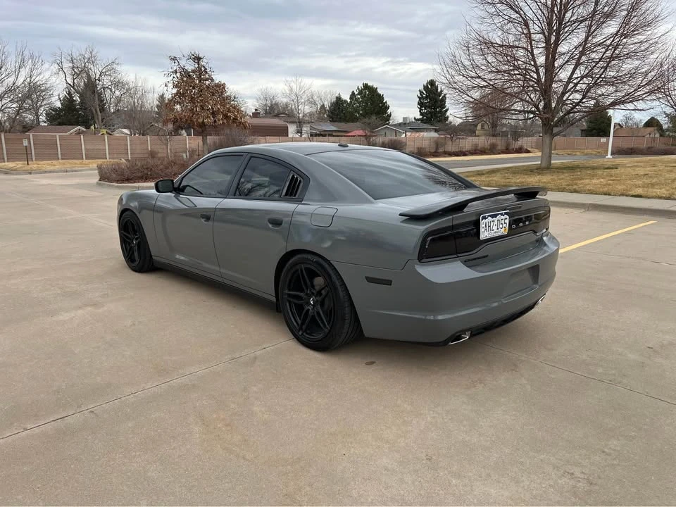 2011 Dodge Charger 7th Gen - Image 3 of 11