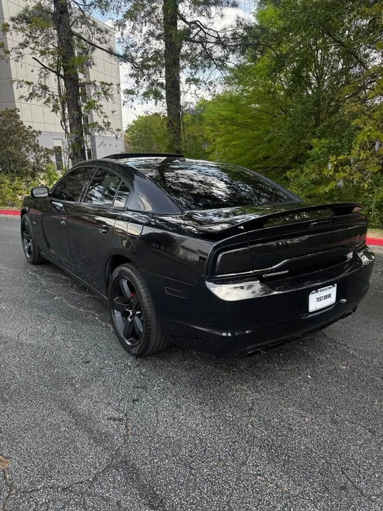 2011 Dodge Charger 7th Gen - Image 3 of 17
