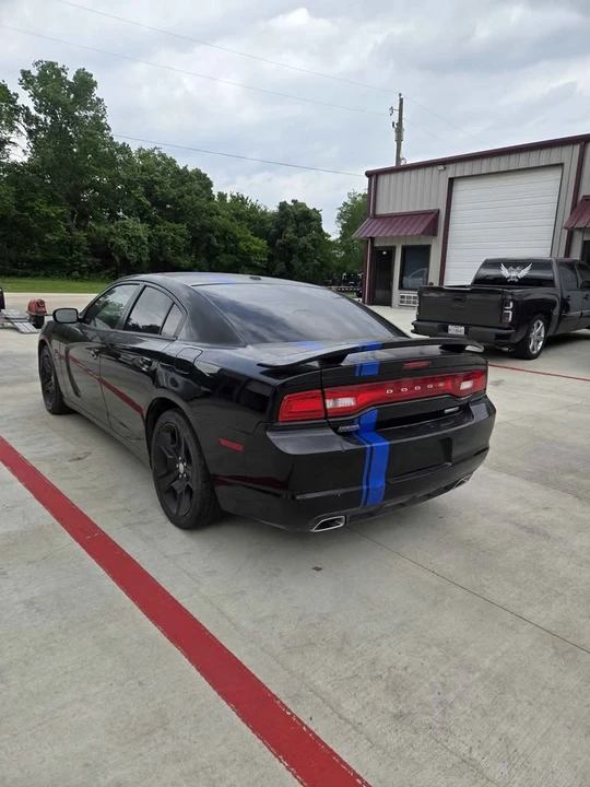 2011 Dodge Charger 7th Gen - Image 4 of 9