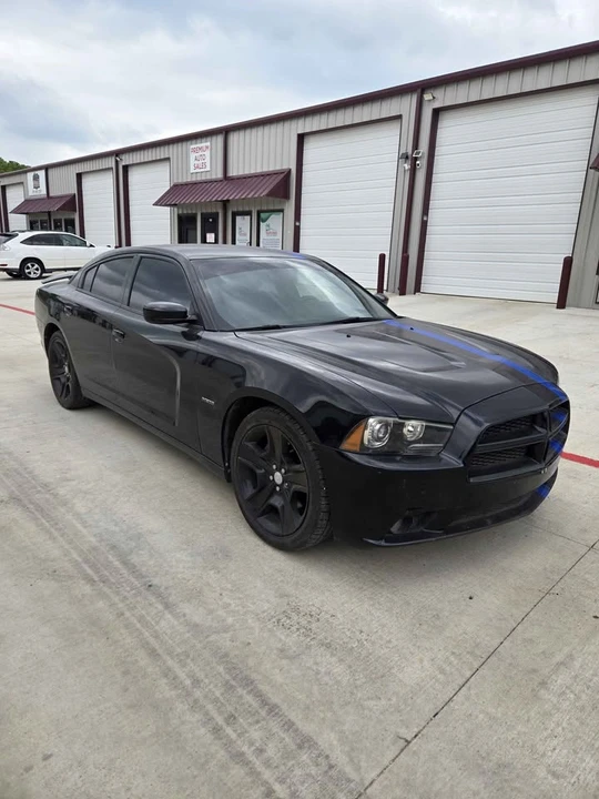 2011 Dodge Charger 7th Gen - Image 2 of 9