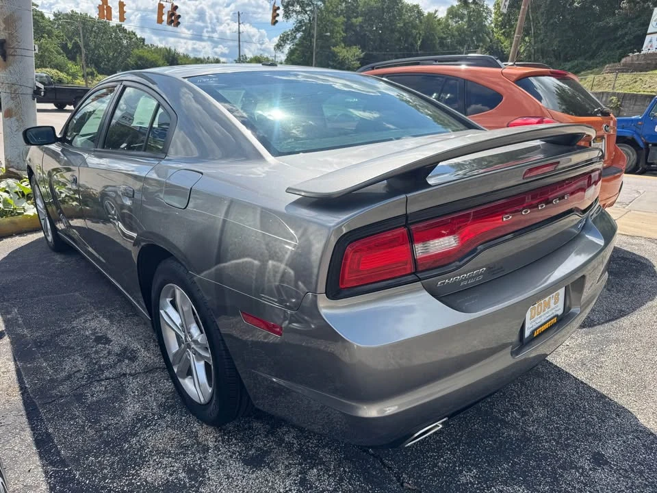 2011 Dodge Charger 7th Gen - Image 4 of 6