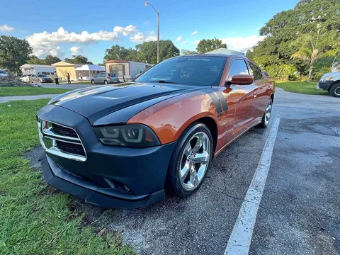 2011 Dodge Charger R/T Sedan 4D