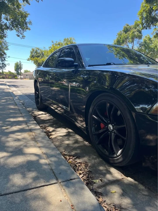 2011 Dodge Charger 7th Gen - Image 5 of 5