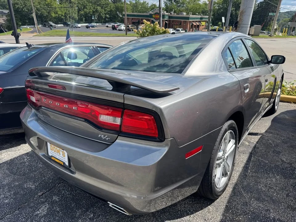2011 Dodge Charger 7th Gen - Image 3 of 6