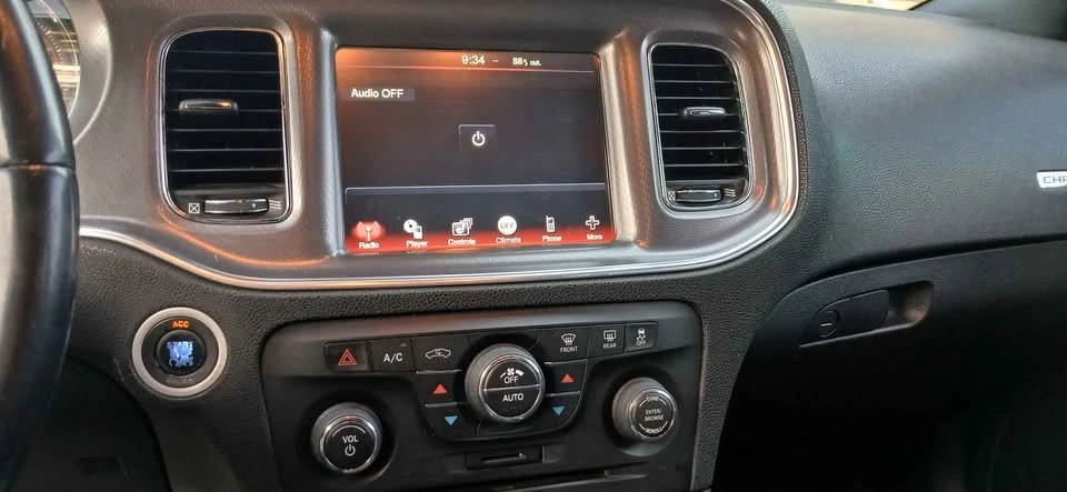 2011 Dodge Charger 7th Gen - Image 3 of 17