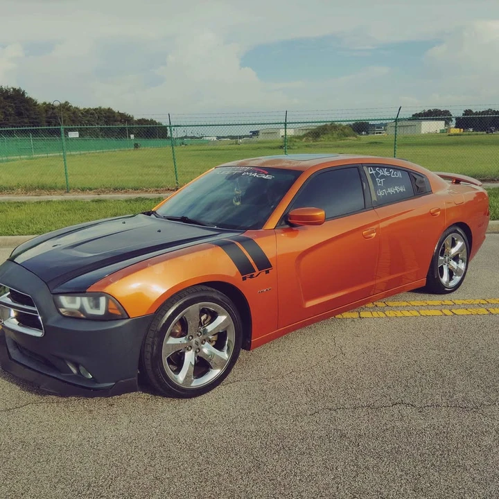 2011 Dodge Charger 7th Gen - Image 8 of 13