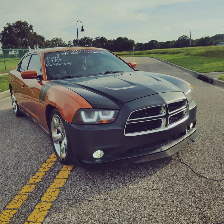 2011 Dodge Charger 7th Gen - Image 4 of 13