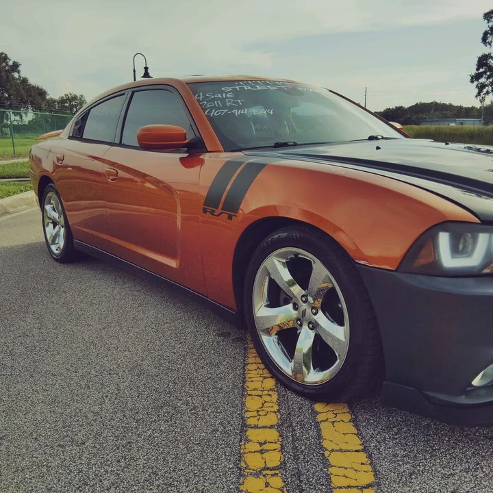 2011 Dodge Charger 7th Gen - Image 9 of 20
