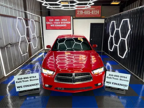 2011 Dodge Charger R/T Sedan 4D