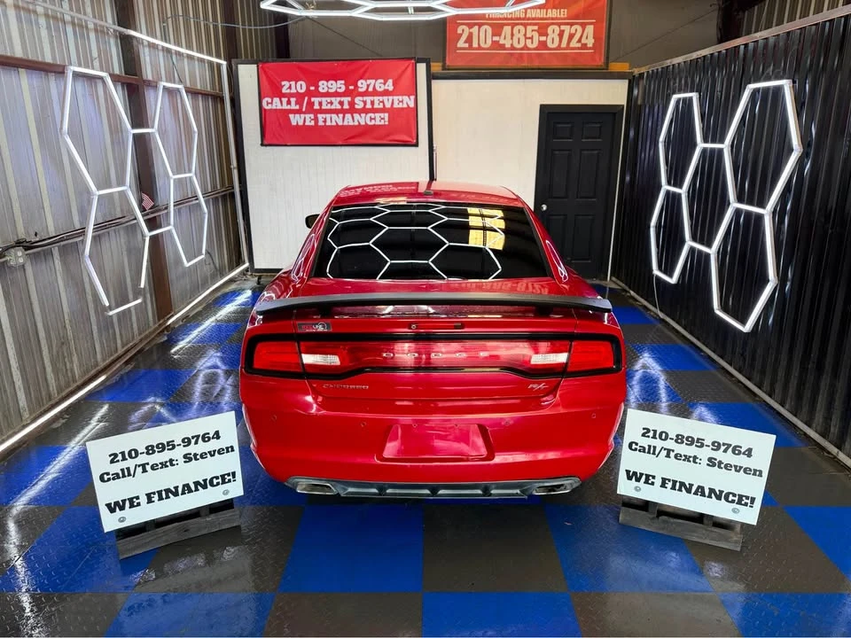 2011 Dodge Charger 7th Gen - Image 10 of 11