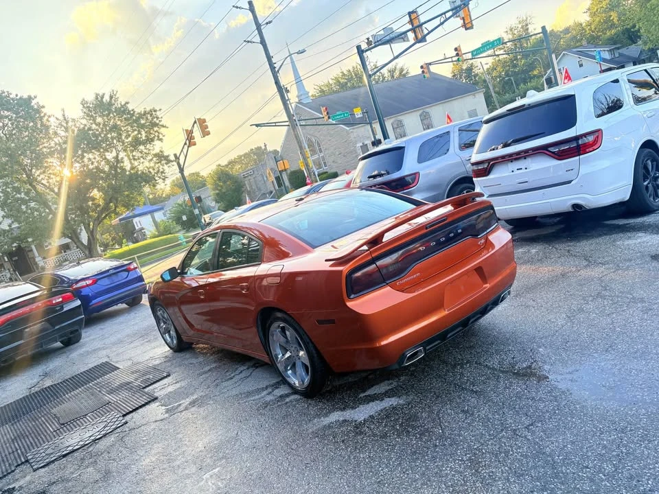 2011 Dodge Charger 7th Gen - Image 3 of 11