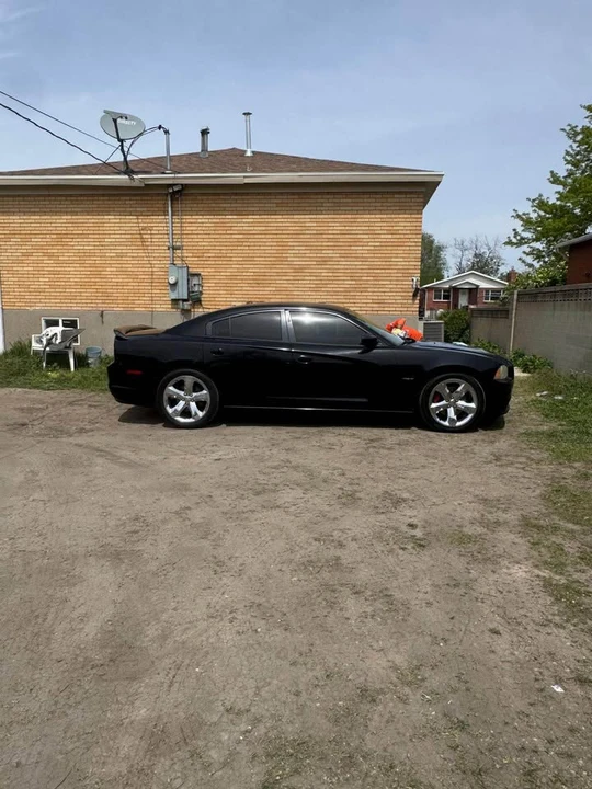 2011 Dodge Charger 7th Gen - Image 2 of 6