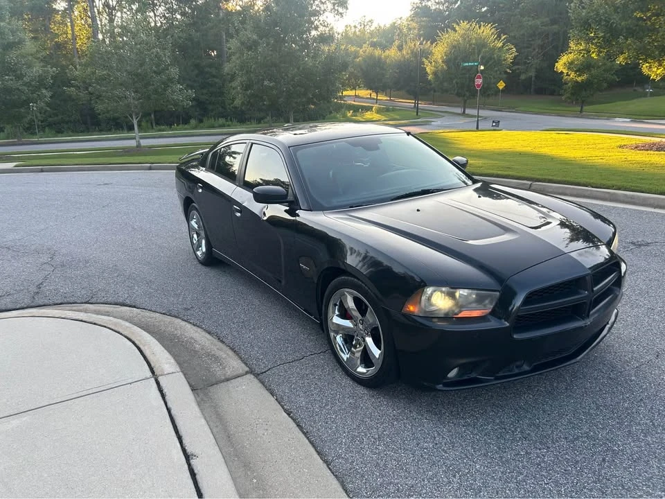 2011 Dodge Charger 7th Gen - Image 4 of 10