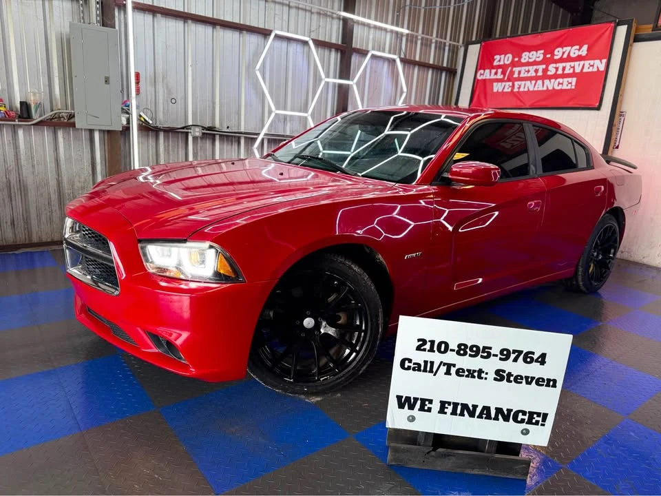 2011 Dodge Charger 7th Gen - Image 3 of 11