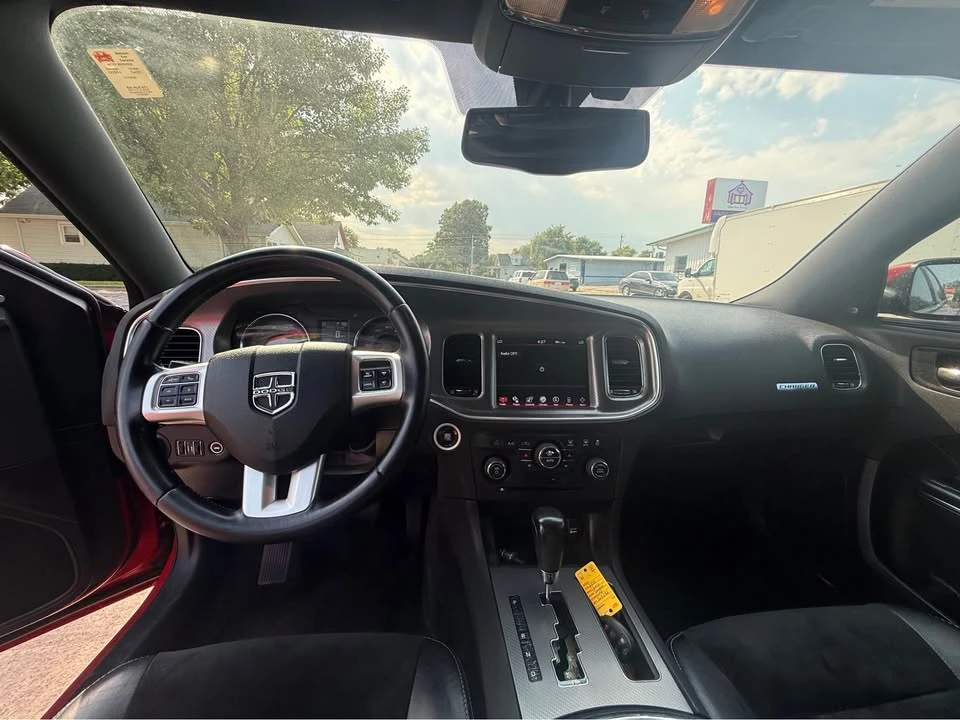 2011 Dodge Charger 7th Gen - Image 11 of 12