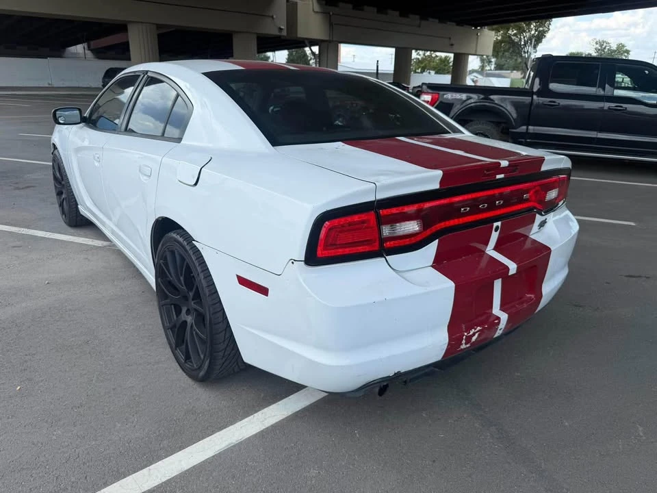 2011 Dodge Charger 7th Gen - Image 3 of 5