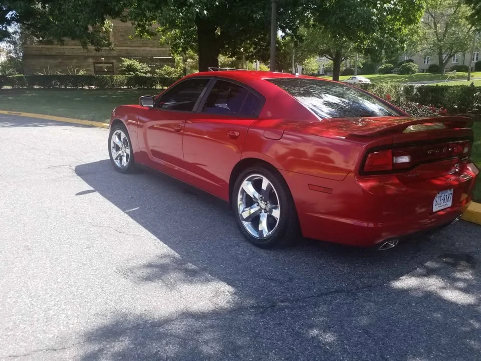 2011 Dodge Charger 7th Gen - Image 15 of 19