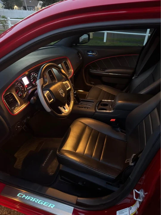 2011 Dodge Charger 7th Gen - Image 7 of 9