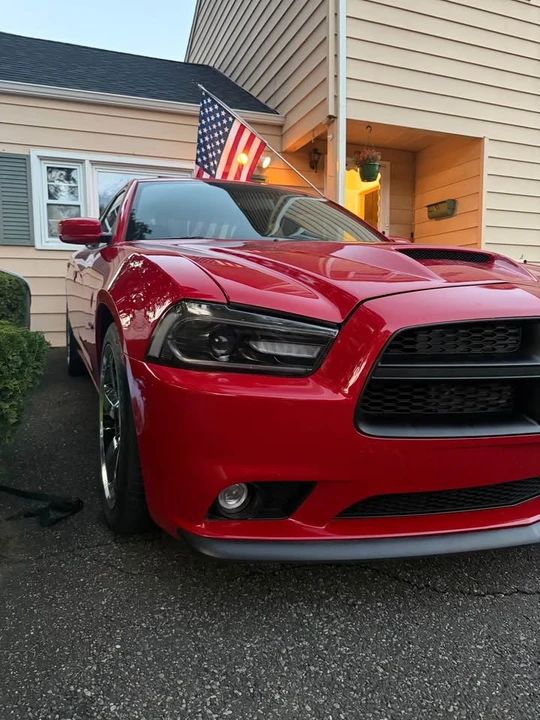 2011 Dodge Charger 7th Gen - Image 3 of 9
