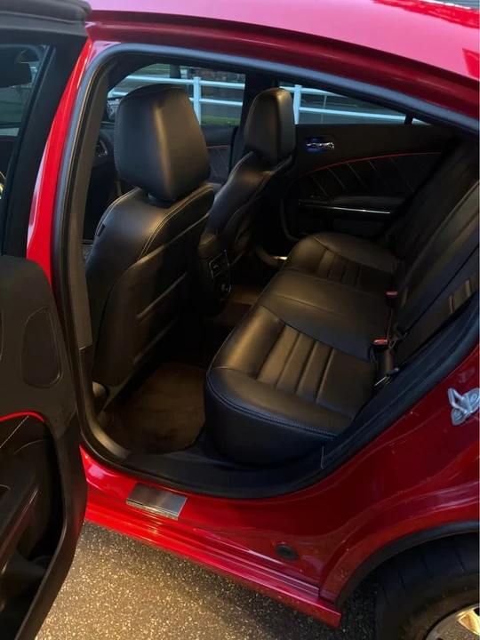 2011 Dodge Charger 7th Gen - Image 8 of 9
