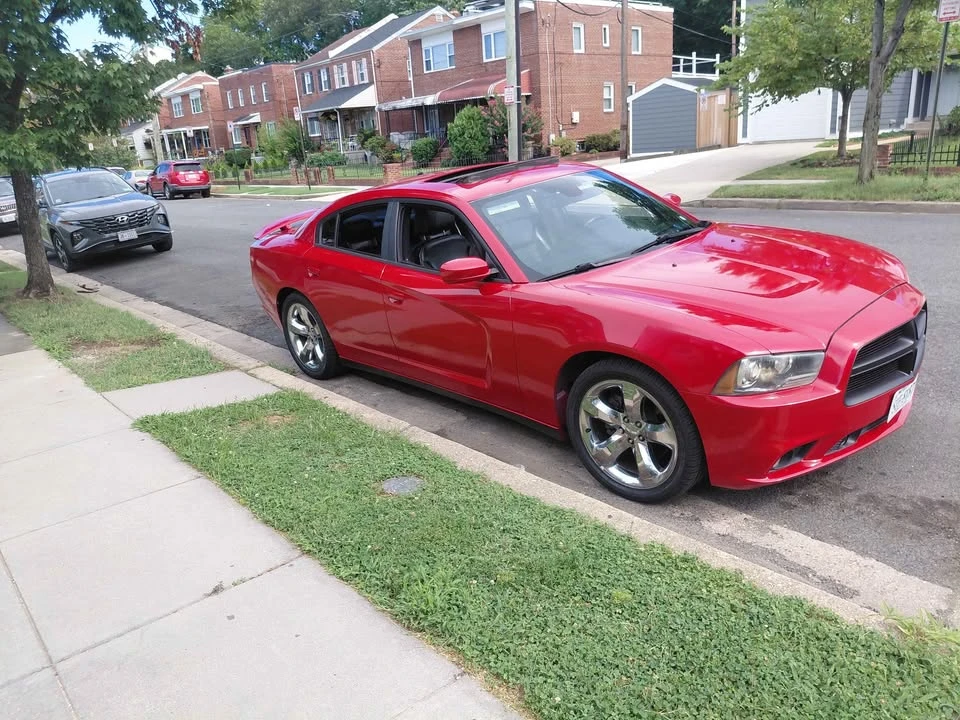 2011 Dodge Charger 7th Gen - Image 3 of 19