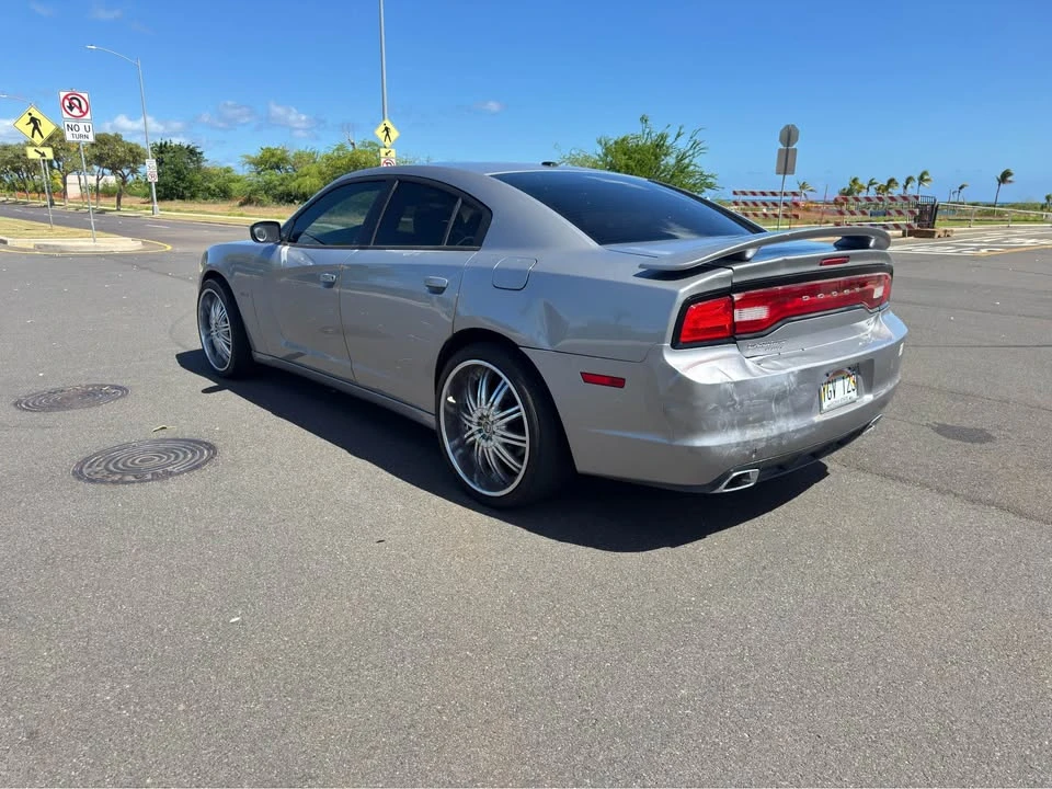 2011 Dodge Charger 7th Gen - Image 3 of 18