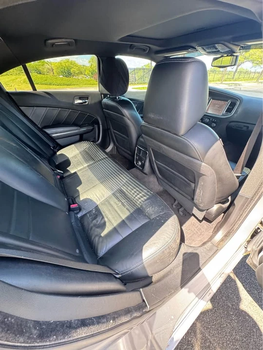 2011 Dodge Charger 7th Gen - Image 14 of 18