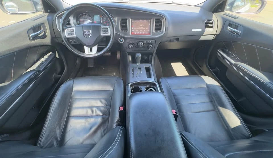 2011 Dodge Charger 7th Gen - Image 7 of 18