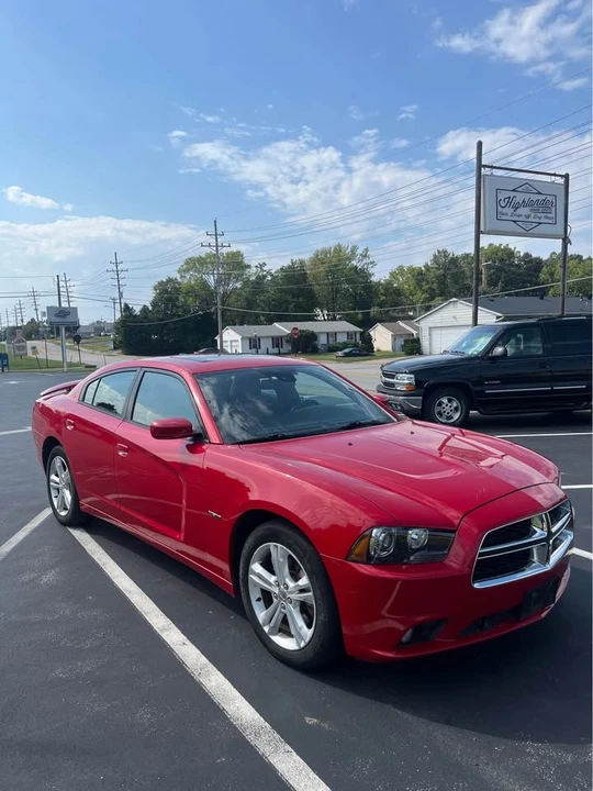 2011 Dodge Charger 7th Gen - Image 3 of 9