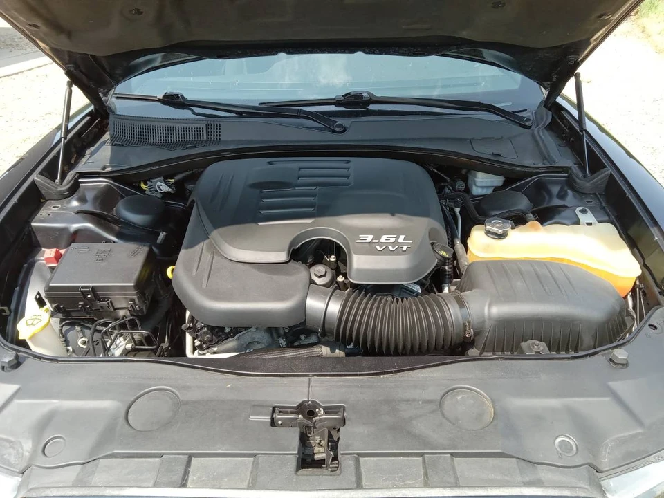 2011 Dodge Charger 7th Gen - Image 16 of 20