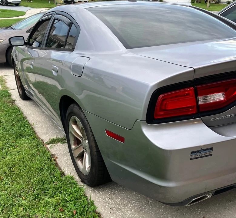 2011 Dodge Charger 7th Gen - Image 3 of 3