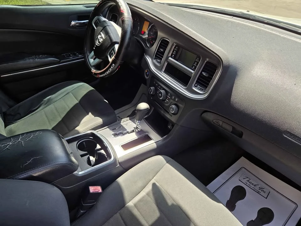 2011 Dodge Charger 7th Gen - Image 4 of 9