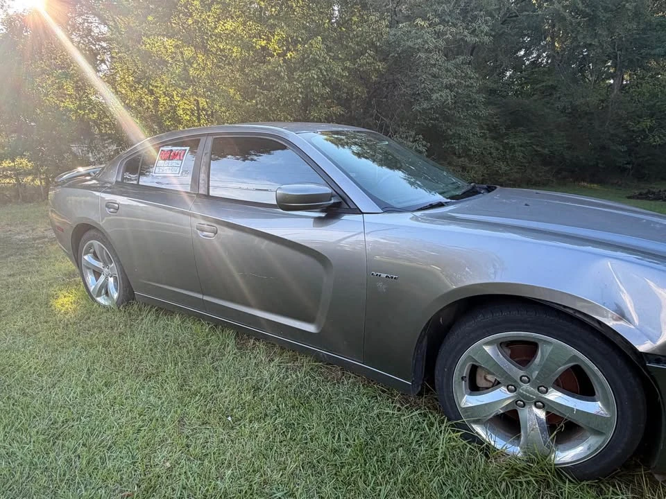 2011 Dodge Charger 7th Gen - Image 4 of 20