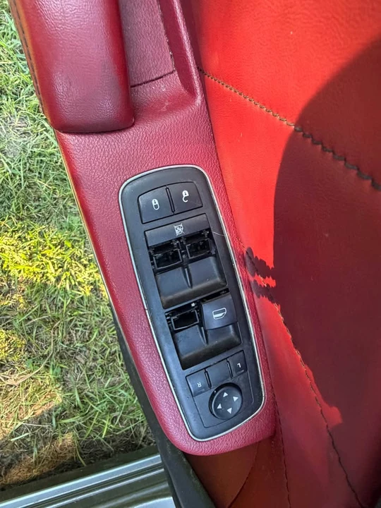 2011 Dodge Charger 7th Gen - Image 5 of 20