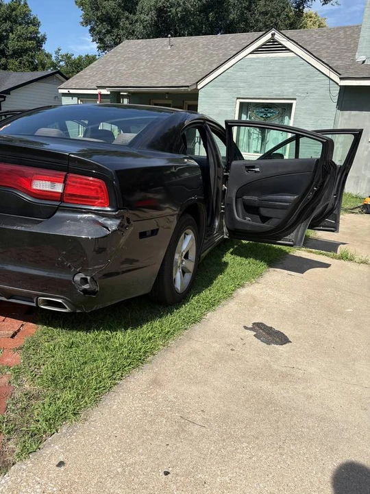 2011 Dodge Charger 7th Gen - Image 7 of 8