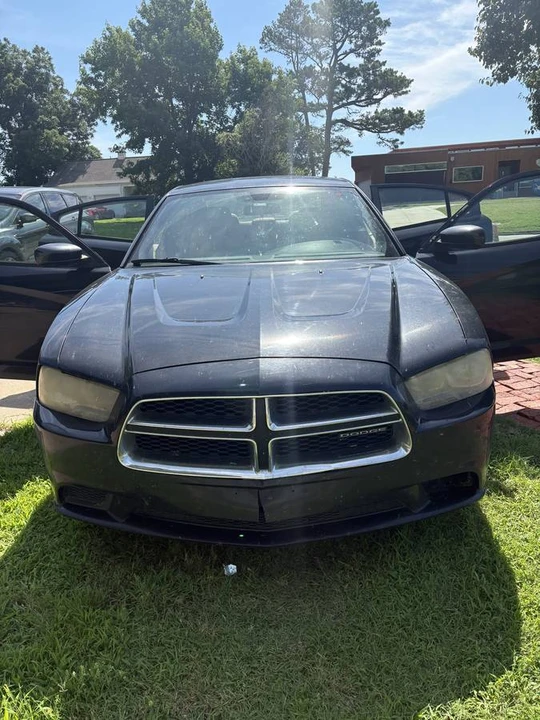 2011 Dodge Charger 7th Gen - Image 3 of 8