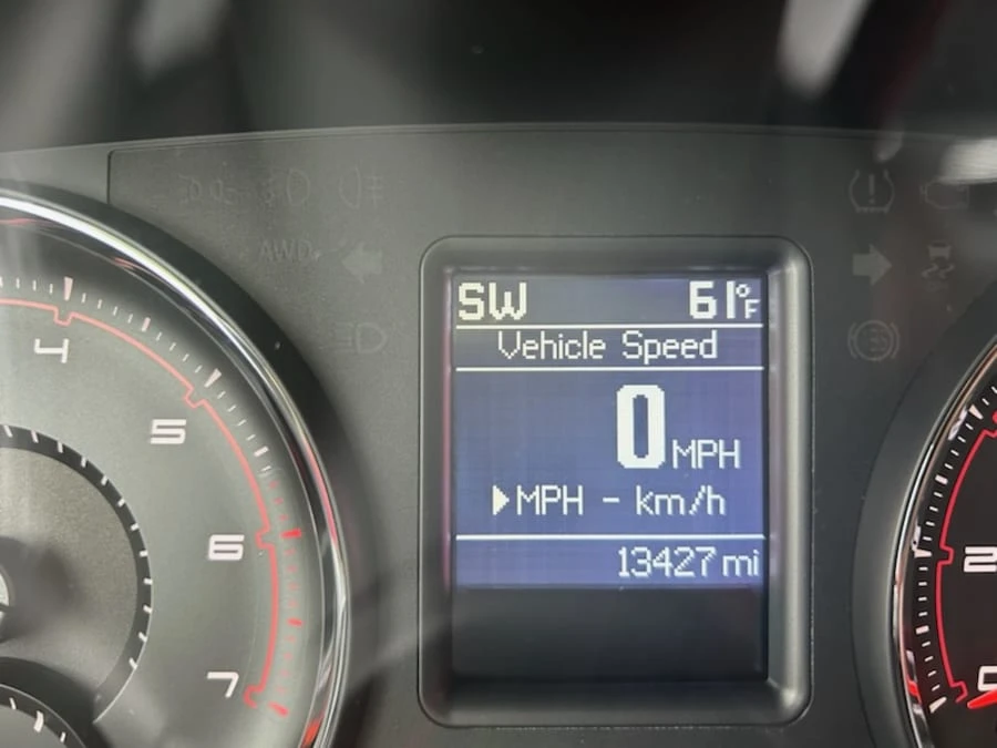 2011 Dodge Charger 7th Gen - Image 15 of 31