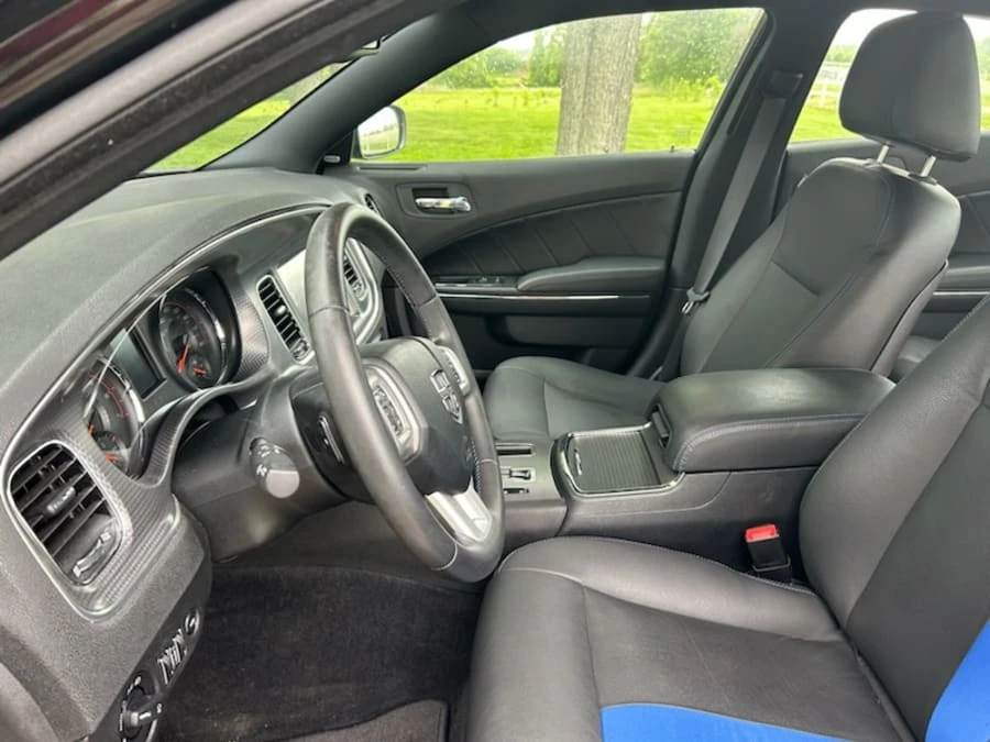 2011 Dodge Charger 7th Gen - Image 9 of 31