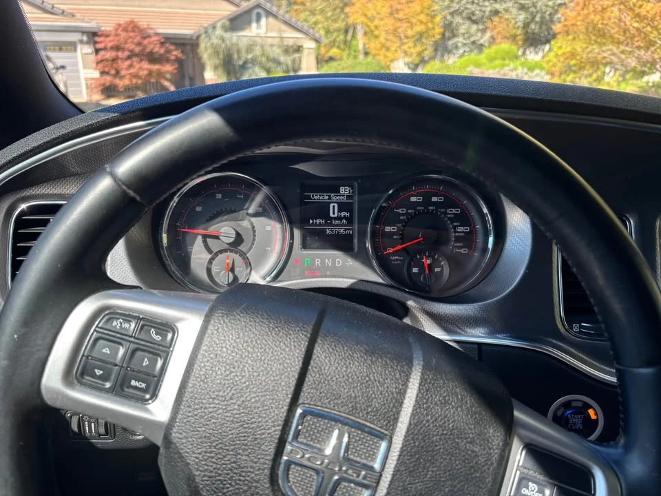 2011 Dodge Charger 7th Gen - Image 9 of 14