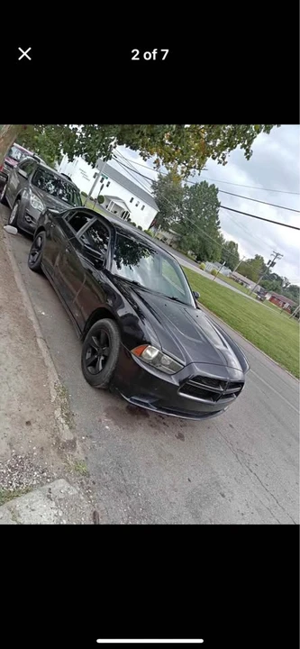 2011 Dodge Charger 7th Gen - Image 4 of 5