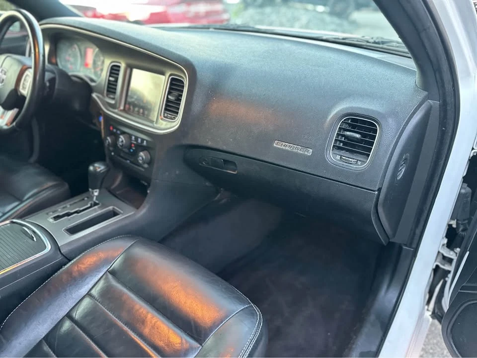 2011 Dodge Charger 7th Gen - Image 8 of 14