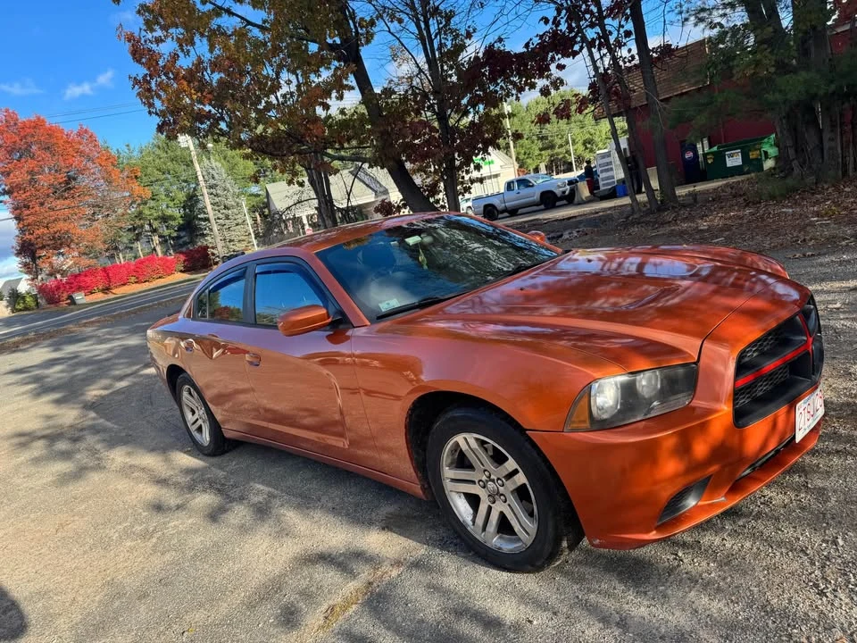 2011 Dodge Charger 7th Gen - Image 2 of 4